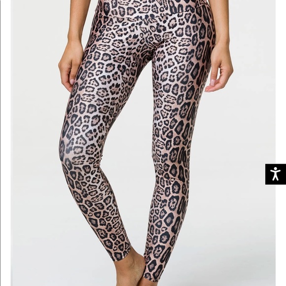 Onzie High rise leopard leggings - Picture 2 of 4